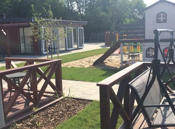 Wsrod Jabloni Nyaraló Gąski